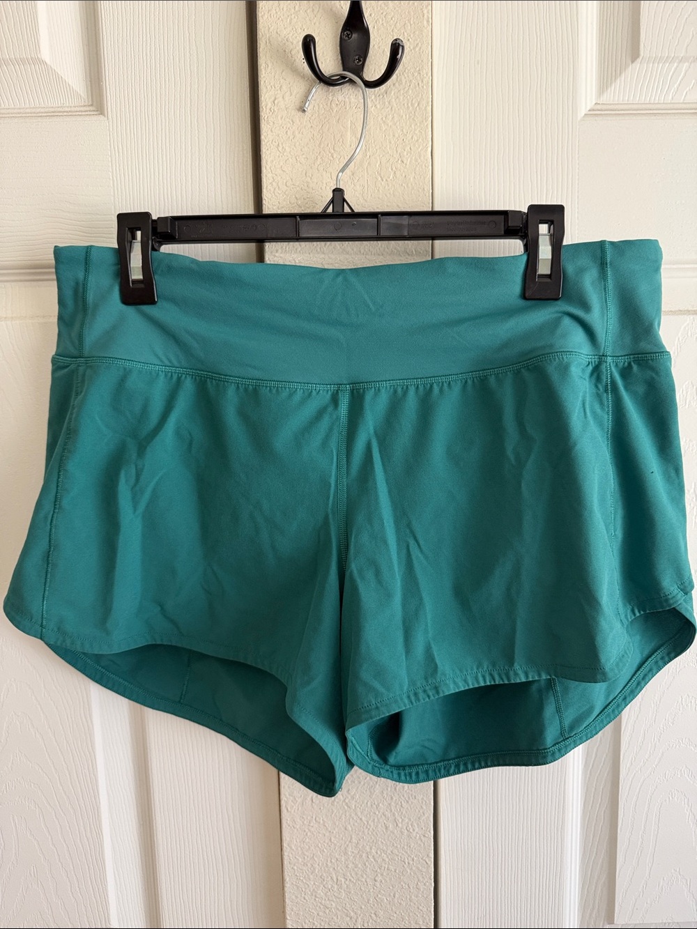 Lululemon Women's Teal Active Shorts